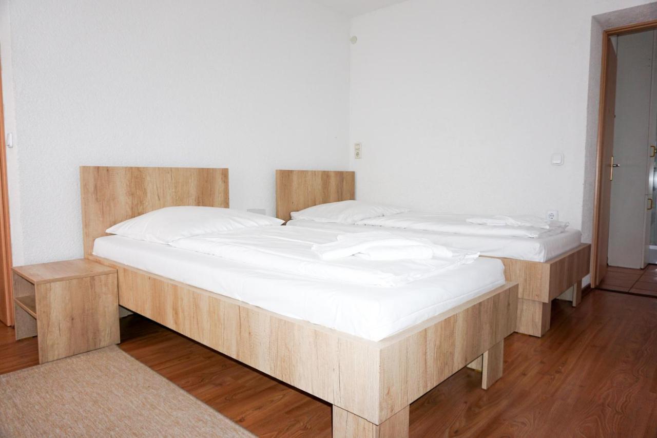 Hotel Kreuz Schwäbisch Gmünd Dış mekan fotoğraf