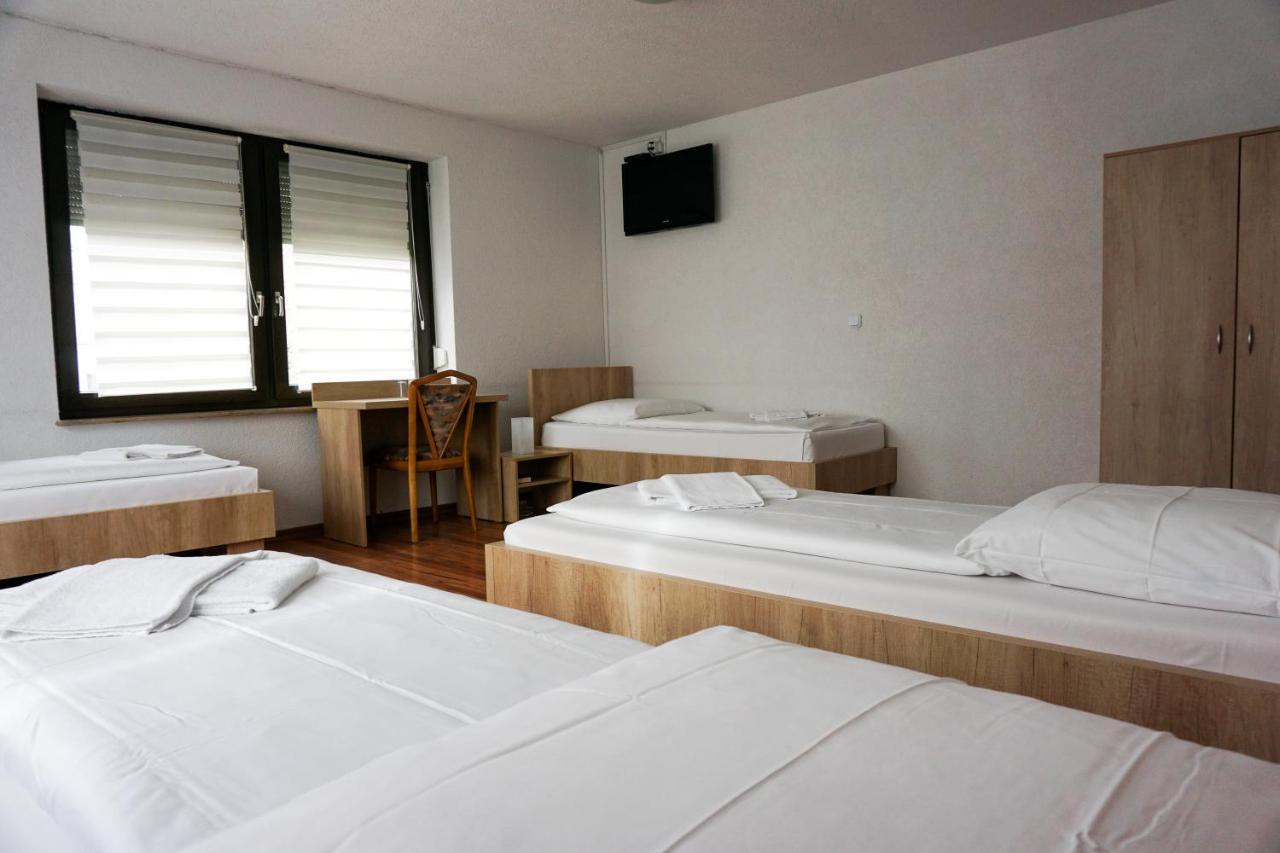 Hotel Kreuz Schwäbisch Gmünd Dış mekan fotoğraf