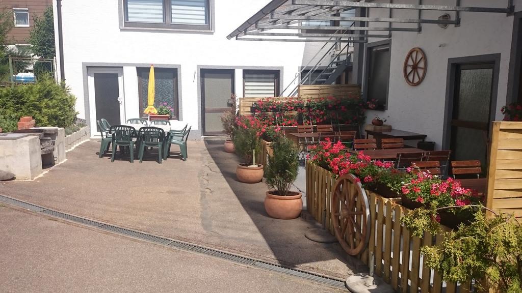 Hotel Kreuz Schwäbisch Gmünd Dış mekan fotoğraf